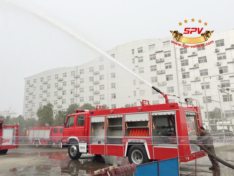 Foam Fire Truck Dongfeng - Cannon Test